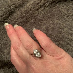 Size 9 ring silvertone marquis cut stone